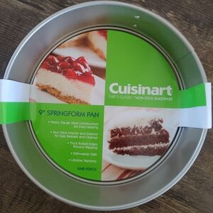 NWoT - Cuisinart Chef's Classic 9" Springform Pan